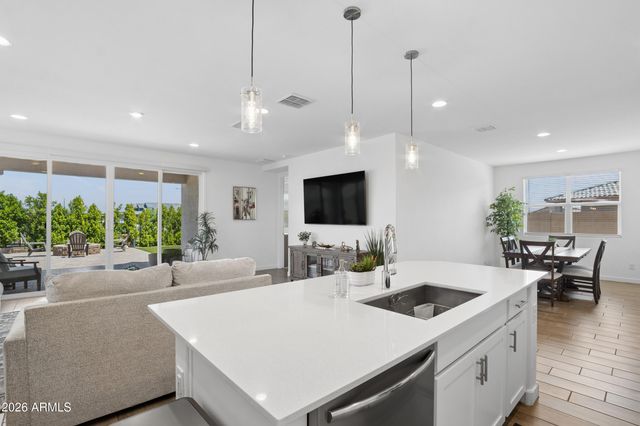 4364 E SAMKAY Lane, San Tan Valley, AZ 85143
