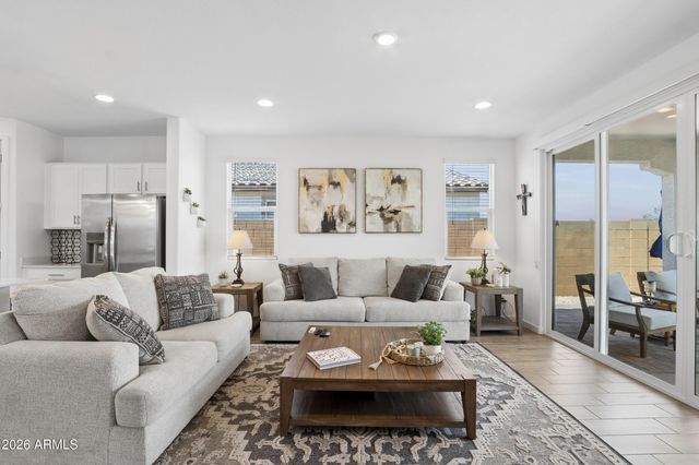 4364 E SAMKAY Lane, San Tan Valley, AZ 85143