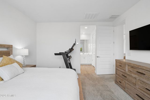 4364 E SAMKAY Lane, San Tan Valley, AZ 85143