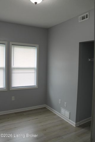 952 S Floyd St 203, Louisville, KY 40203