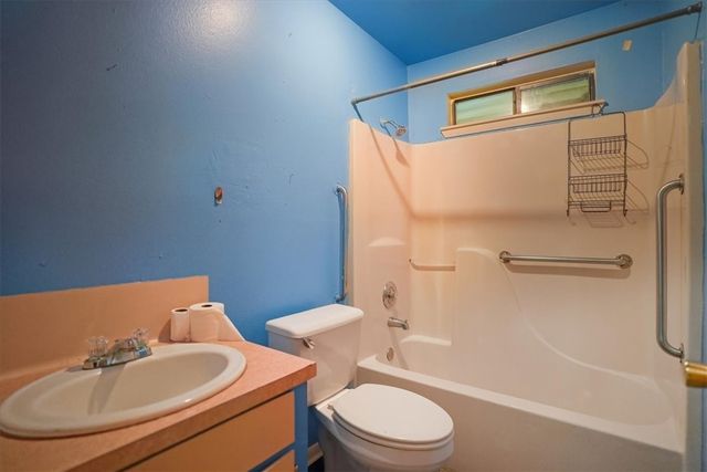 3029 Elgin St, Corpus Christi, TX 78405