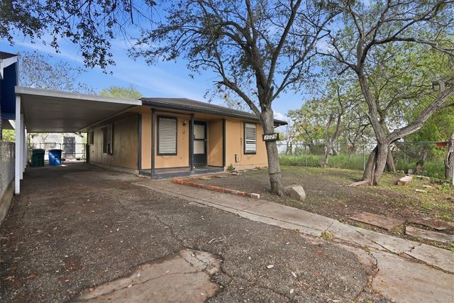 3029 Elgin St, Corpus Christi, TX 78405