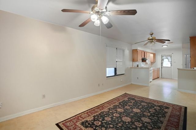 3029 Elgin St, Corpus Christi, TX 78405