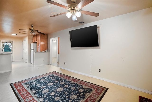 3029 Elgin St, Corpus Christi, TX 78405