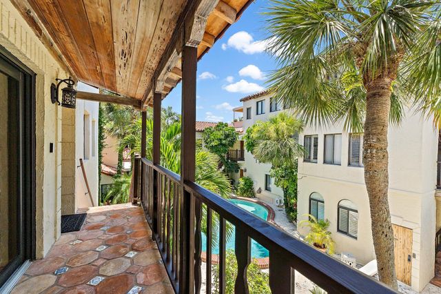 214 Chilean Avenue, Palm Beach, FL 33480