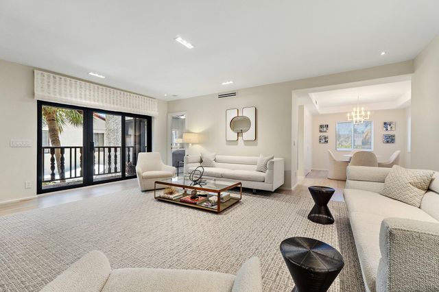 214 Chilean Avenue, Palm Beach, FL 33480