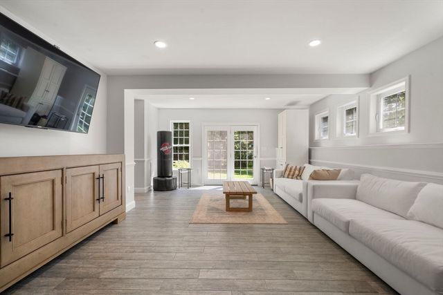 17 Saddleback, Plymouth, MA 02360