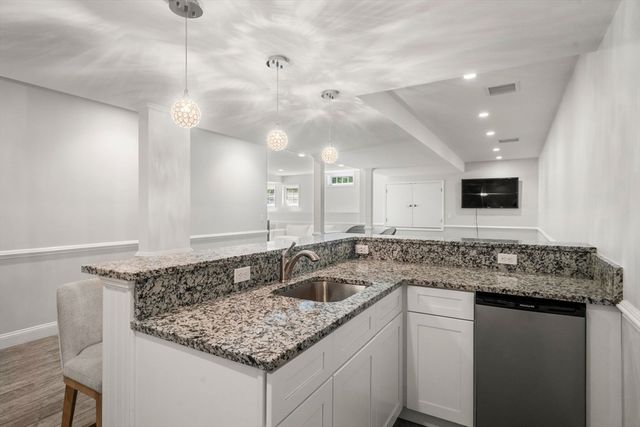 17 Saddleback, Plymouth, MA 02360