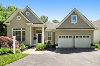 17 Saddleback, Plymouth, MA 02360
