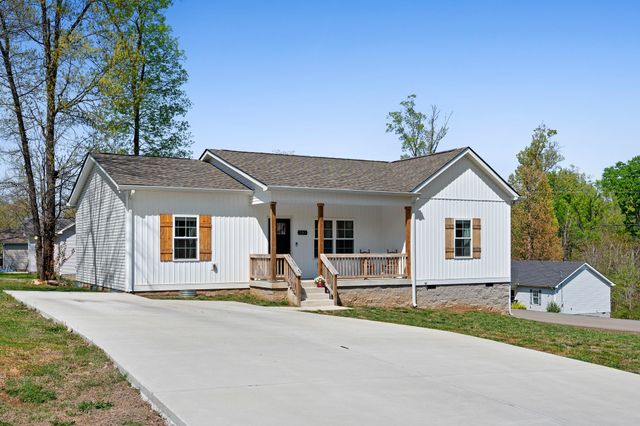 391 Elm Ave, Lewisburg, TN 37091