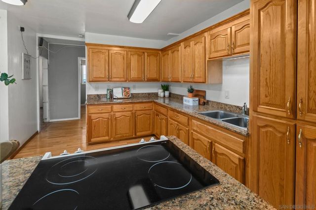2463 Hardy, Lemon Grove, CA 91945