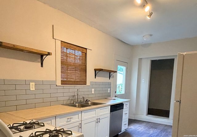 203 Isabel St Apt 1, San Antonio, TX 78210