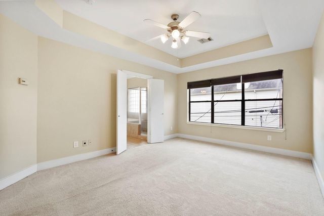 3576 Link Valley Drive, Houston, TX 77025