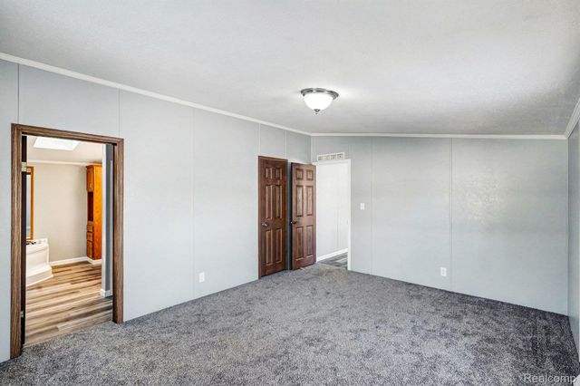 3858 Apple, Village Of Clarkston, MI 48438