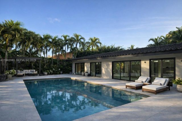 16414 NE 33rd Avenue, North Miami Beach, FL 33160