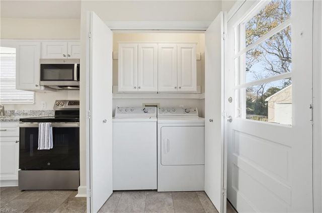 929 Kinglet AVE, Chesapeake, VA 23324