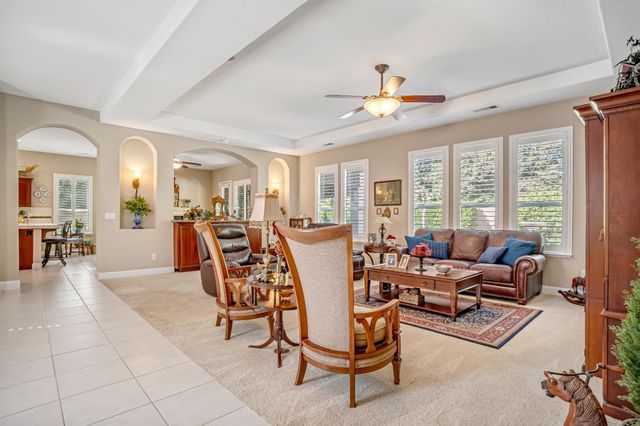 2643 Quincy Avenue, Clovis, CA 93619