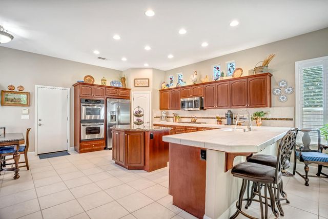 2643 Quincy Avenue, Clovis, CA 93619