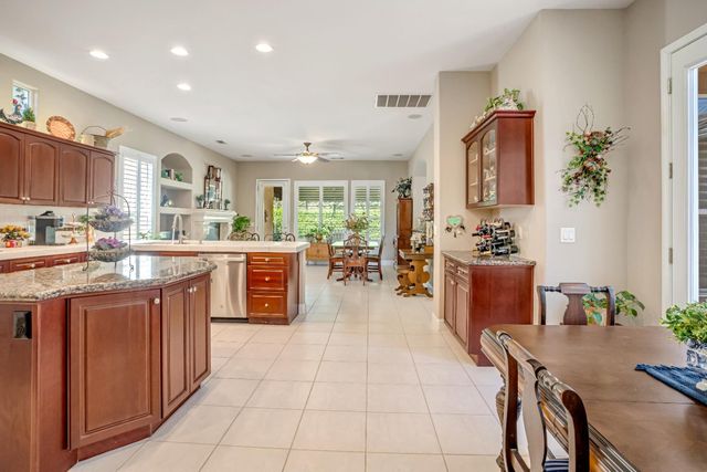 2643 Quincy Avenue, Clovis, CA 93619