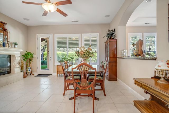 2643 Quincy Avenue, Clovis, CA 93619