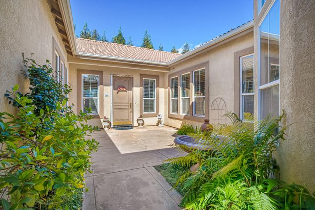 2643 Quincy Avenue, Clovis, CA 93619