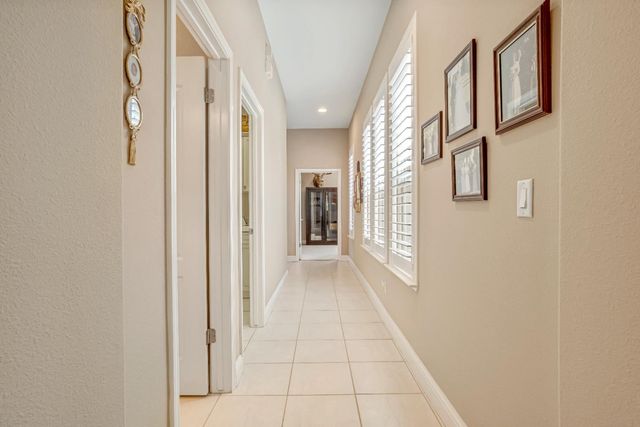 2643 Quincy Avenue, Clovis, CA 93619