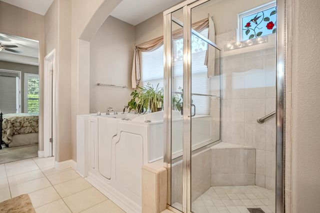 2643 Quincy Avenue, Clovis, CA 93619