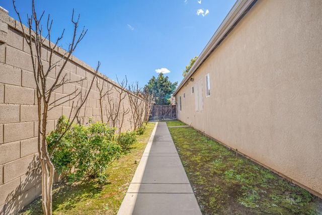 2643 Quincy Avenue, Clovis, CA 93619