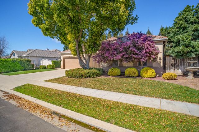 2643 Quincy Avenue, Clovis, CA 93619