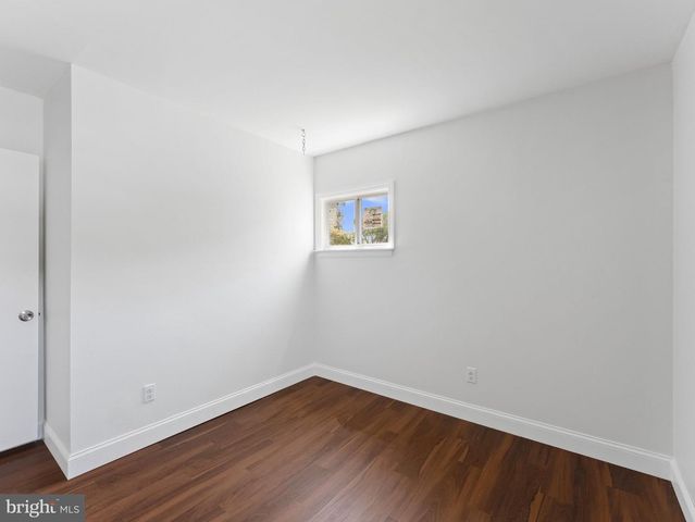 343 5TH AVE, Bellmawr, NJ 08031