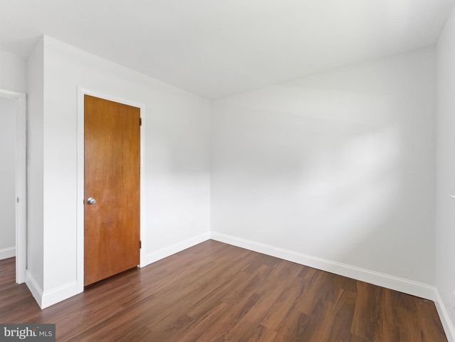 343 5TH AVE, Bellmawr, NJ 08031