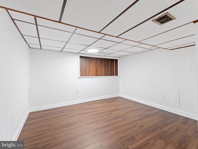 343 5TH AVE, Bellmawr, NJ 08031