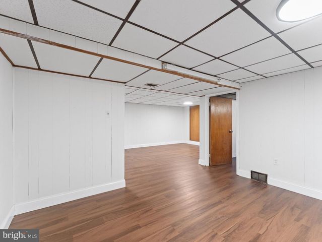 343 5TH AVE, Bellmawr, NJ 08031
