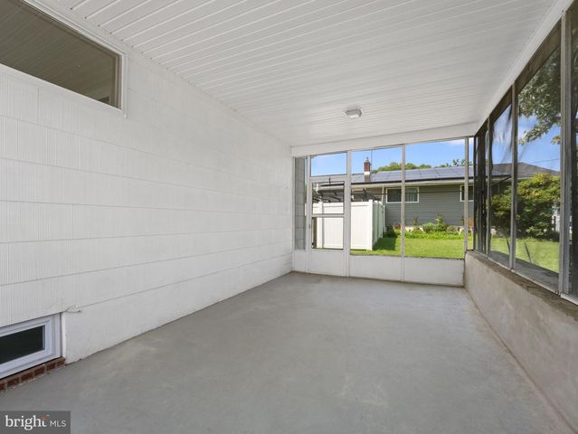 343 5TH AVE, Bellmawr, NJ 08031