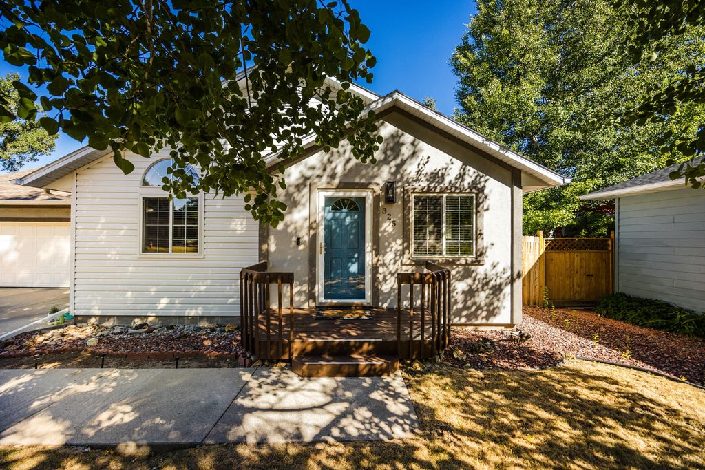 325 Nighthawk Court, Sheridan, WY 82801 photo 3