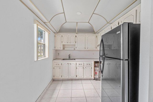 260 Brittany F, Delray Beach, FL 33446