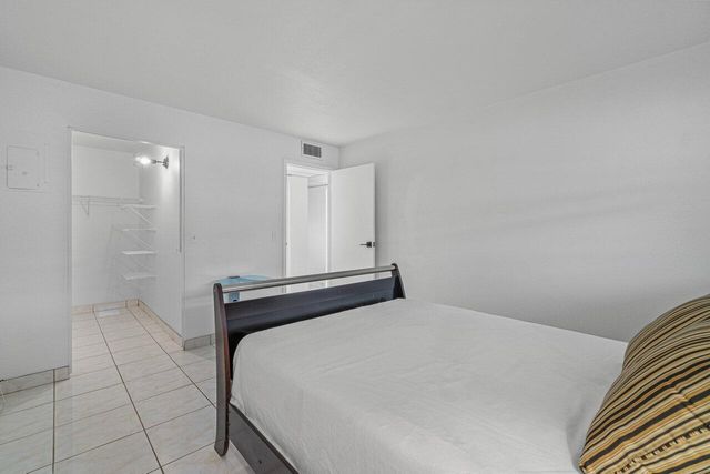 260 Brittany F, Delray Beach, FL 33446