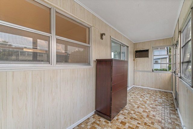 260 Brittany F, Delray Beach, FL 33446