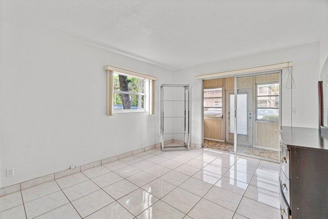 260 Brittany F, Delray Beach, FL 33446
