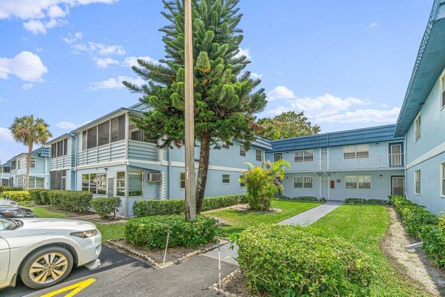 260 Brittany F, Delray Beach, FL 33446