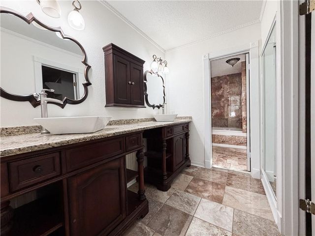 1900 Hickory Knot Court, Mobile, AL 36609