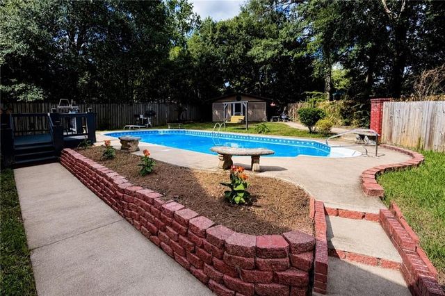 1900 Hickory Knot Court, Mobile, AL 36609