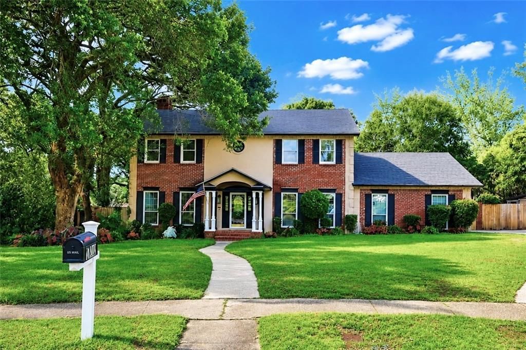 1900 Hickory Knot Court, Mobile, AL 36609