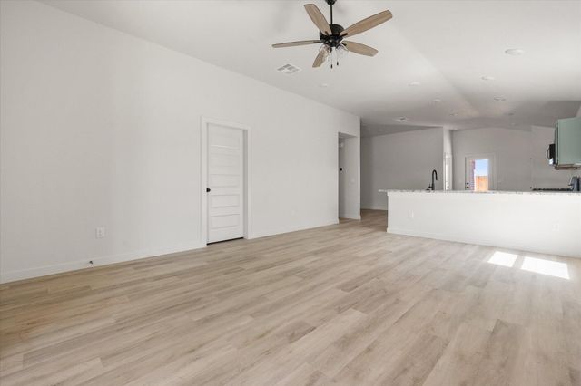 2402 Bryan Avenue, Wolfforth, TX 79382