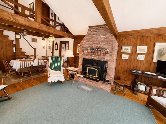 3200 Shadow Lake Road, Glover, VT 05839