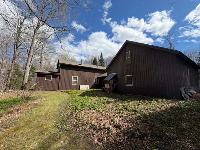 3200 Shadow Lake Road, Glover, VT 05839