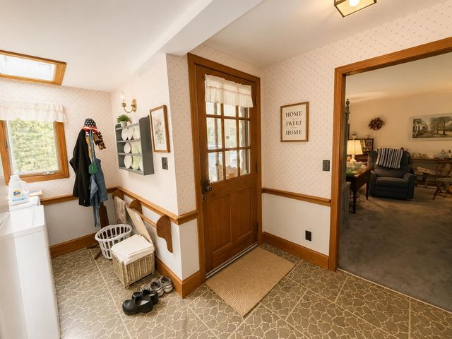 3200 Shadow Lake Road, Glover, VT 05839