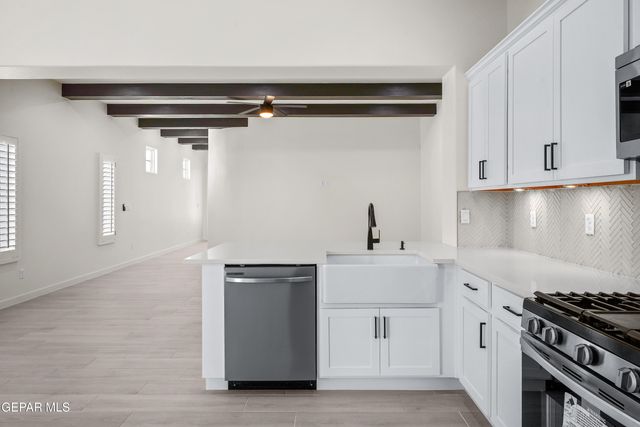 665 Paseo Dulce Avenue, El Paso, TX 79928