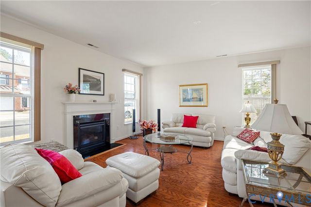 326 Hickson Dr, Glen Allen, VA 23059