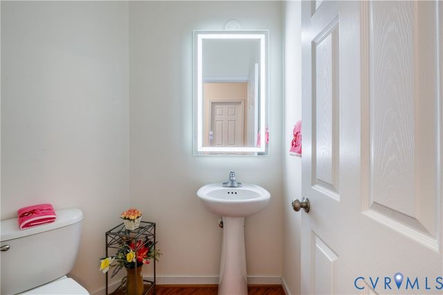 326 Hickson Dr, Glen Allen, VA 23059